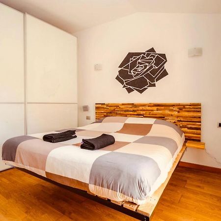 Appartamento Rose' S House Fiera Milano Senago Esterno foto
